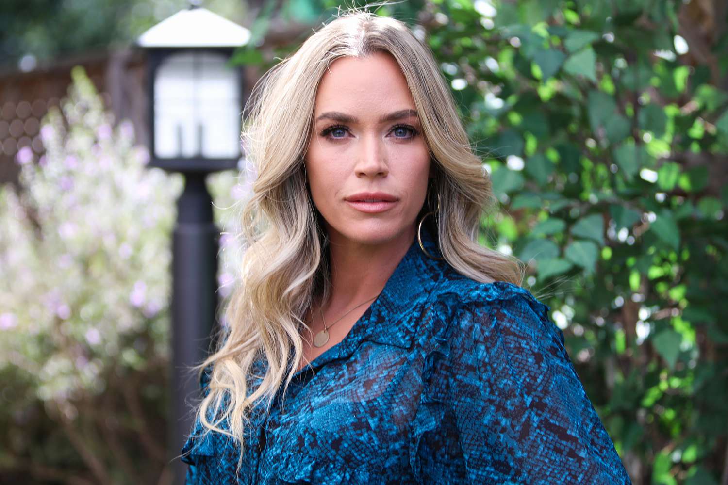 Teddi Mellencamp enfrenta una dura batalla: ¡descubre su increíble historia de resiliencia!- Últimas noticias Ecuador