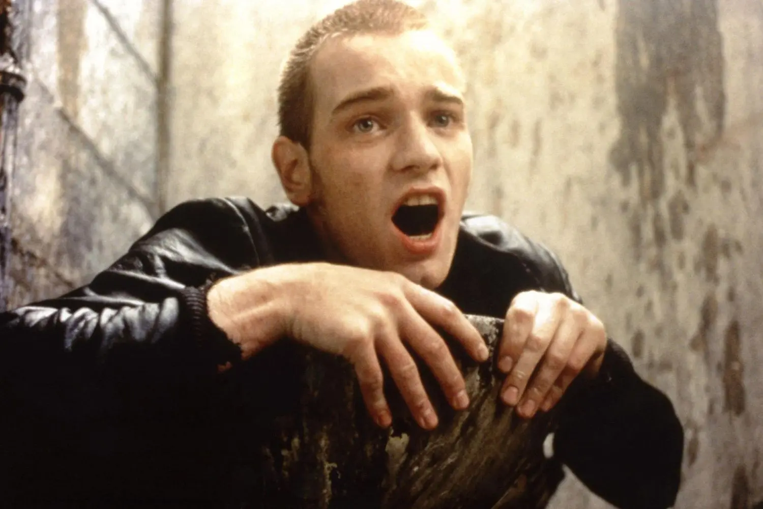 Ewan McGregor revela una experiencia asombrosa en un baño público de Rusia- Últimas noticias Ecuador